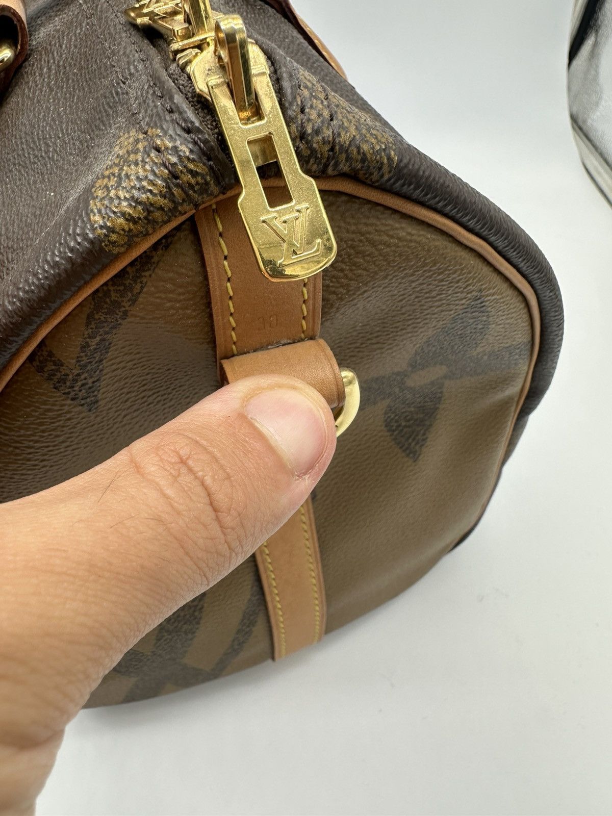 Louis Vuitton Louis Vuitton Speedy 30 Monogram Giant Canvas Size ONE SIZE - 5 Thumbnail