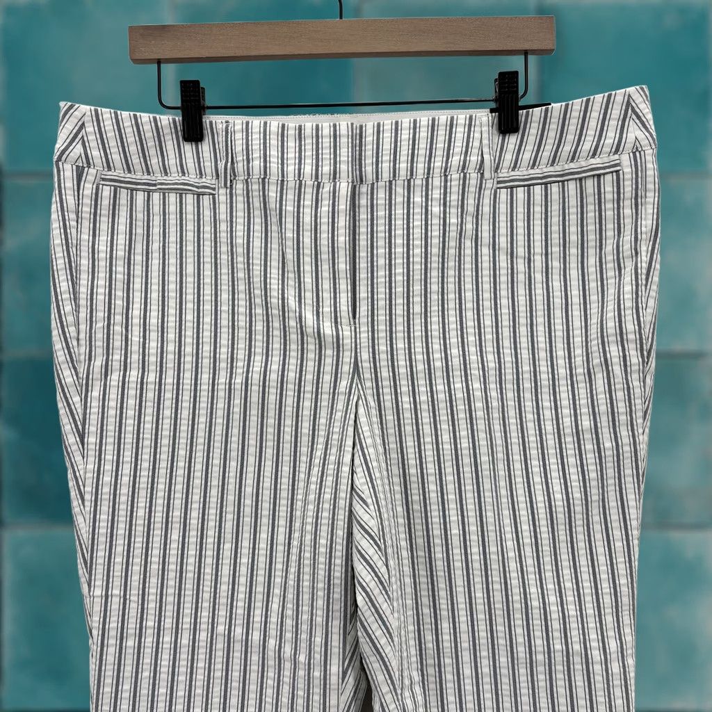 Vintage Lane Bryant The Sophie Crop Pants Womens 16 White Striped Straight Leg Stretch Size 38" / US 16 / IT 52 - 1 Thumbnail