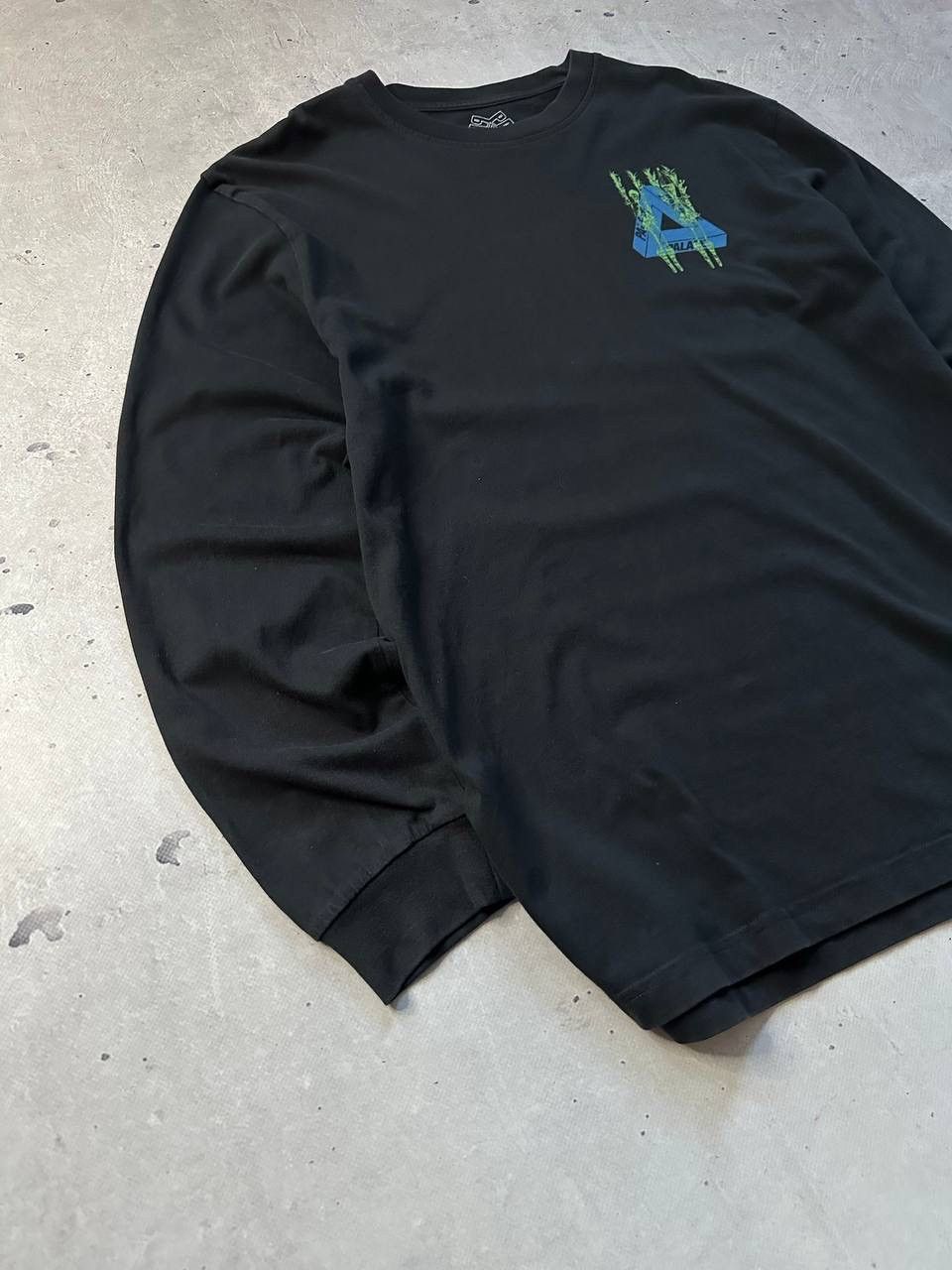 Palace × Vintage Palace Pair Of Hippys Skateboarding Longsleeve SK8 Y2K Rare Size US L / EU 52-54 / 3 - 6 Thumbnail