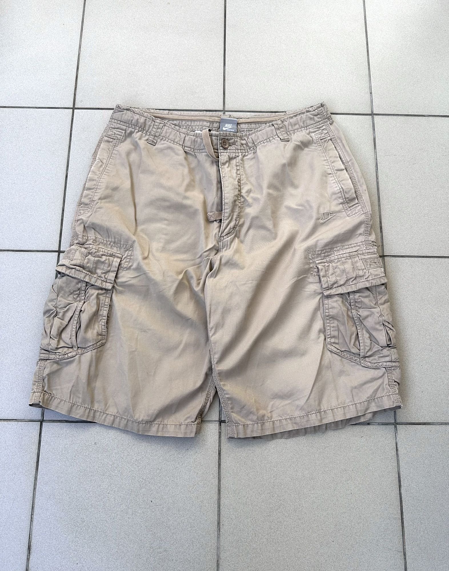 Nike × Vintage Vintage Nike cargo shorts Size US 34 / EU 50 - 1 Thumbnail