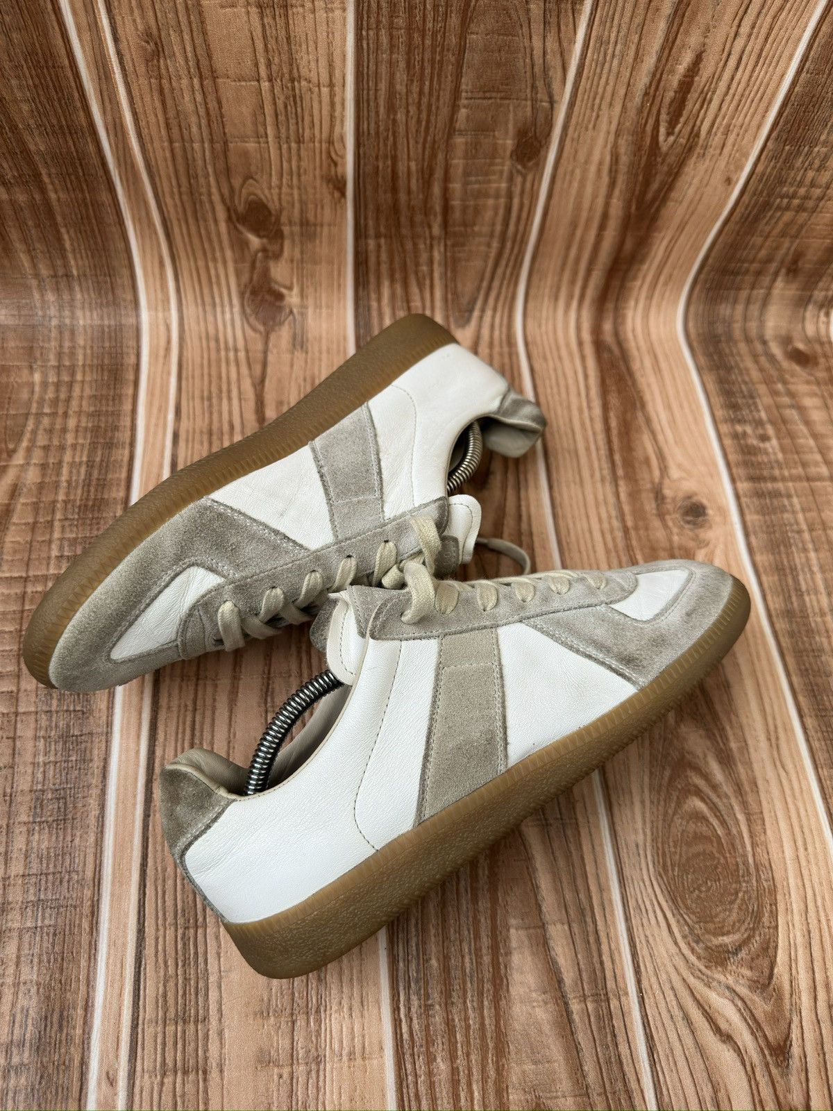 Maison Margiela Maison Martin Margiela Replica Gats White/gray Lowtops Size US 9 / IT 39 - 12 Thumbnail