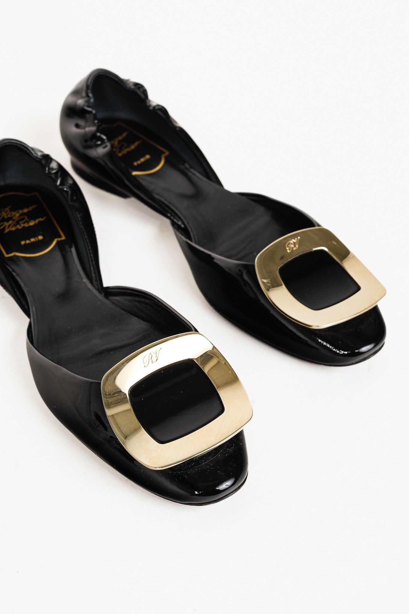 Roger Vivier Roger Vivier Chips Black Patent Leather Buckle Scrunch Flats Size US 5.5 / IT 35.5 - 7 Thumbnail