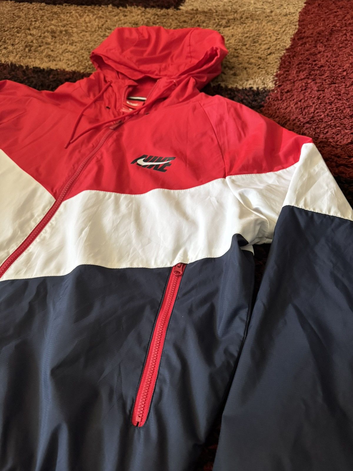 Nike Nike Sportswear Windrunner Jacket Mens Medium Red White Blue Size US XL / EU 56 / 4 - 4 Thumbnail
