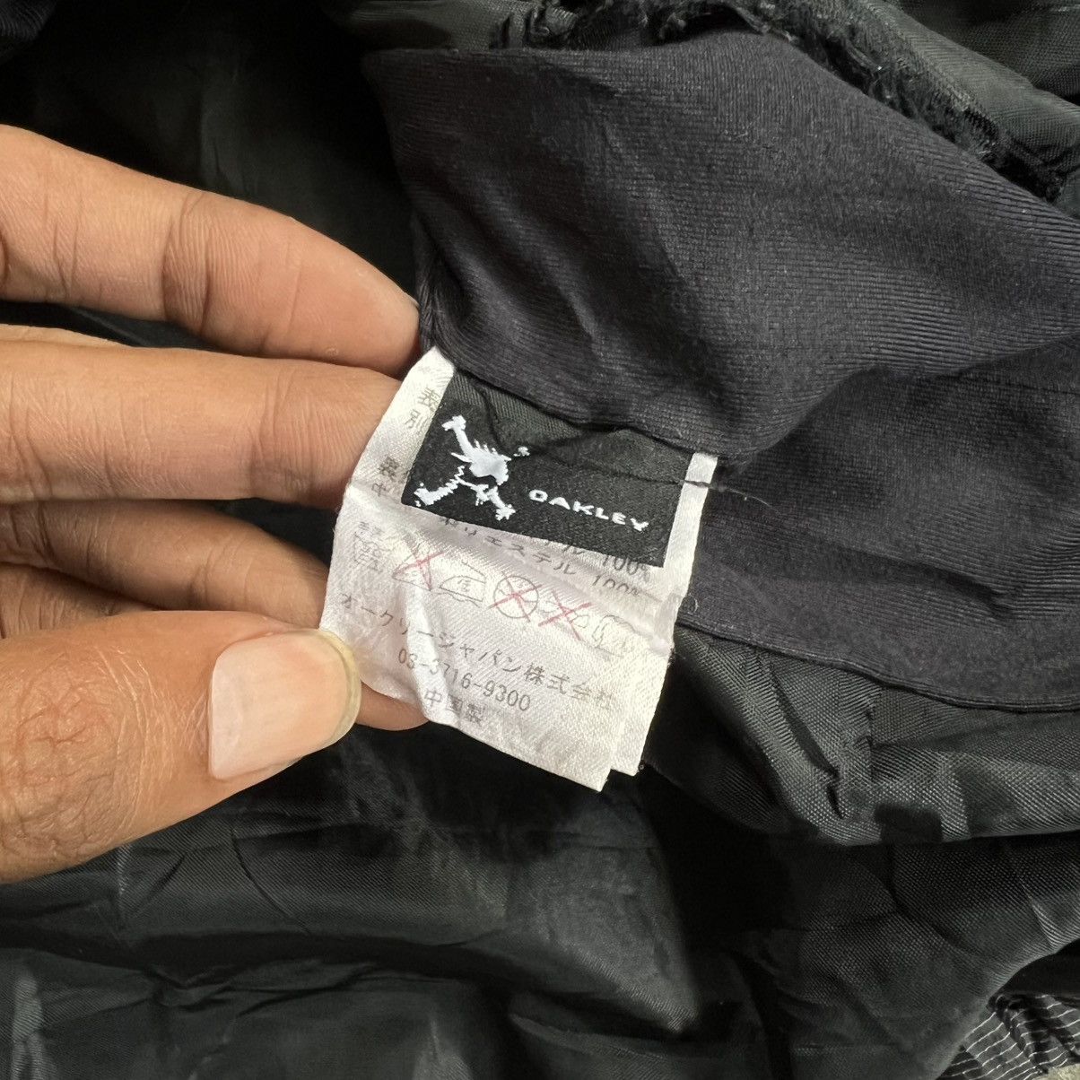 Oakley 2000s Oakley Puffer Zip Jacket Size US L / EU 52-54 / 3 - 8 Thumbnail