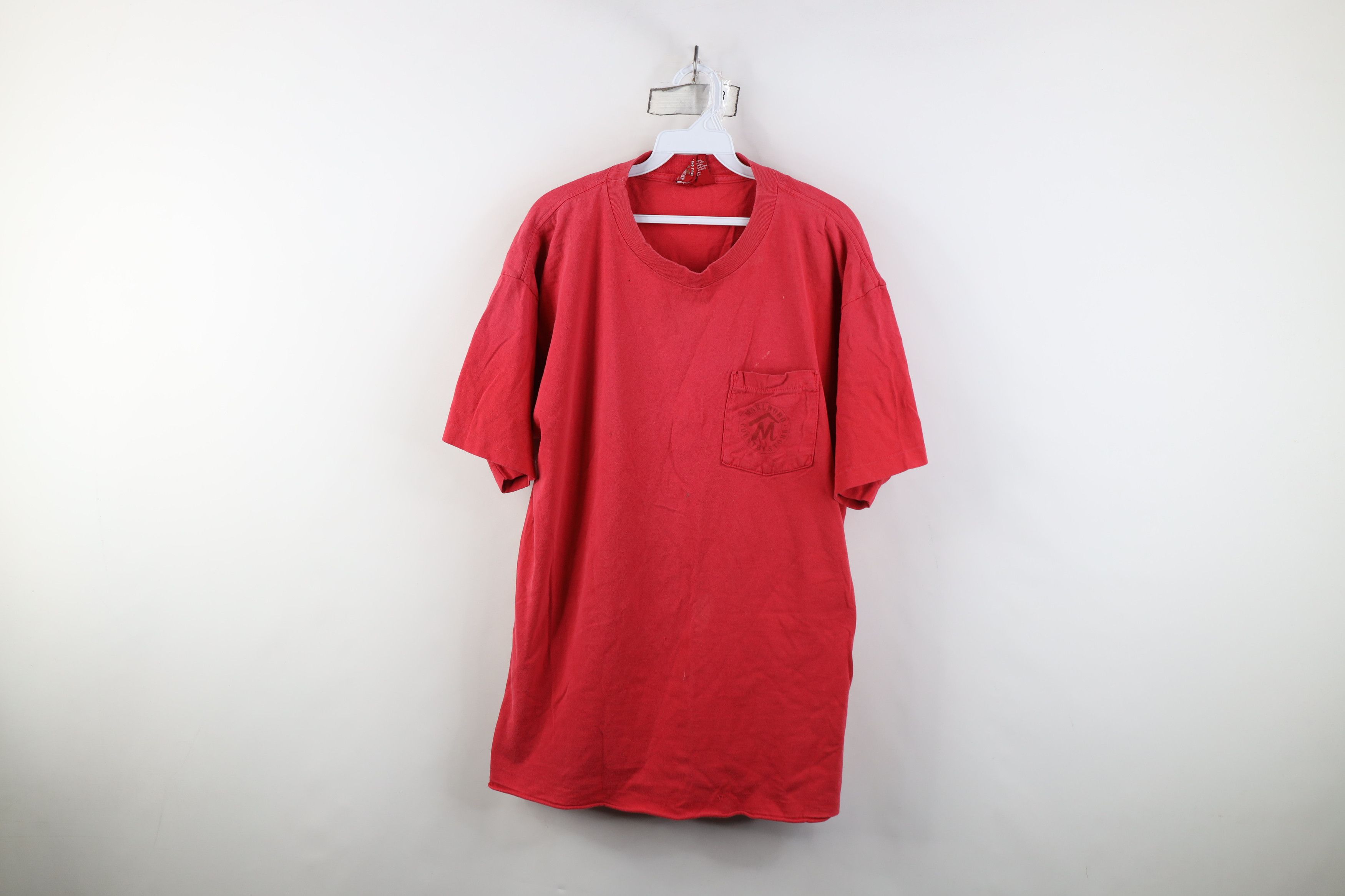 Marlboro Vintage 90s Marlboro Spell Country Store Pocket T-Shirt USA Size US L / EU 52-54 / 3 - 1 Thumbnail