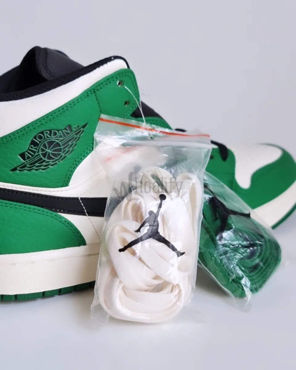 Jordan Brand Nike Air Jordan 1 Mid Pine Green Size US 9.5 / EU 42-43 - 3 Thumbnail