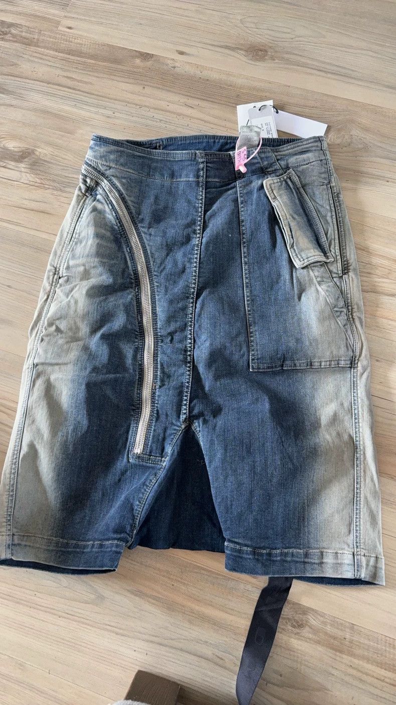 Rick Owens rick owens size s Diagonal Zipper Gradient Denim Hanging Cr Size US 28 / EU 44 - 1 Thumbnail