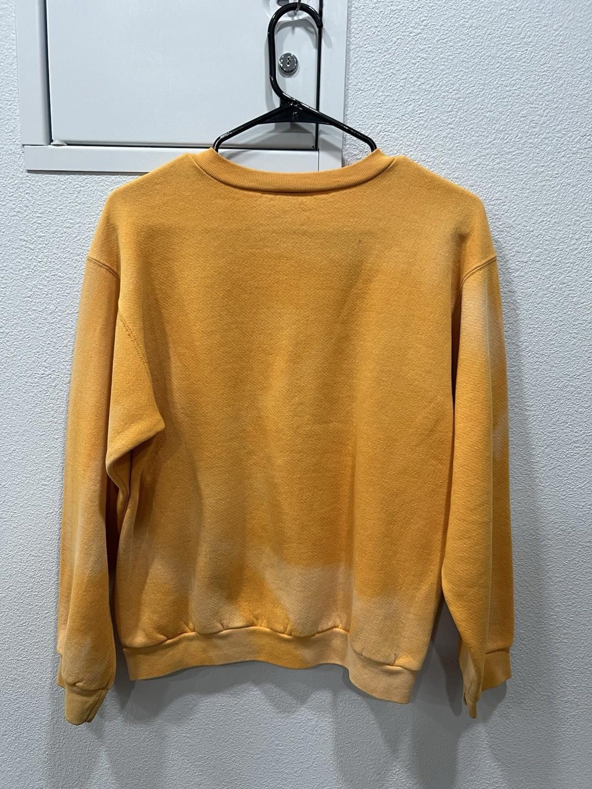 Nike 90s Nike Crewneck Yellow Faded Size US L / EU 52-54 / 3 - 3 Thumbnail