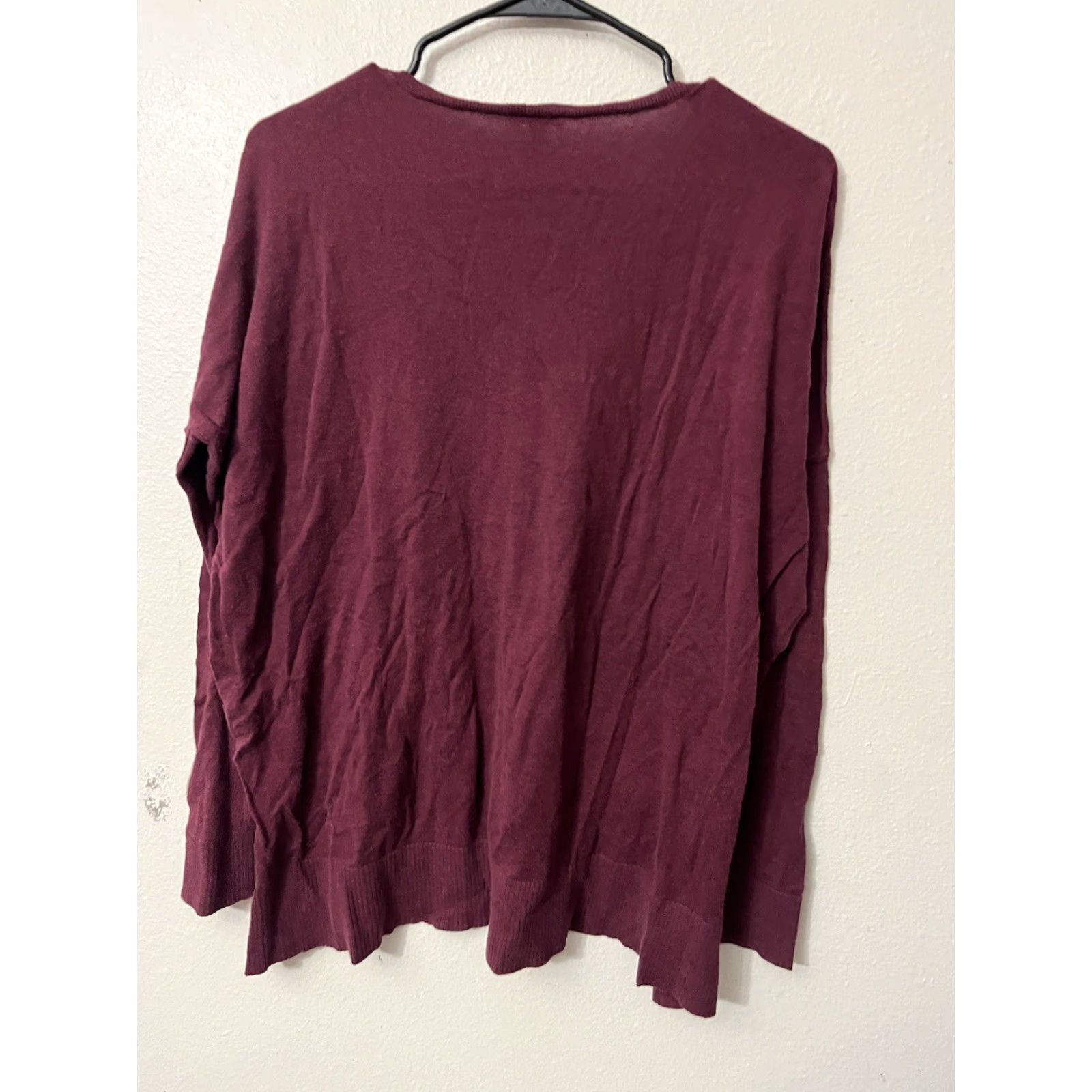 Express Express Womens Pullover Sweater Long Sleeve V Neck Knit Size Small Maroon Size S / US 4 / IT 40 - 3 Thumbnail