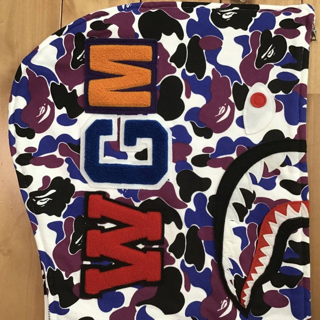 Bape 2024 🔥Hong Kong Store Camo🔥 BAPE shark full zip hoodie APE Size US L / EU 52-54 / 3 - 5 Thumbnail