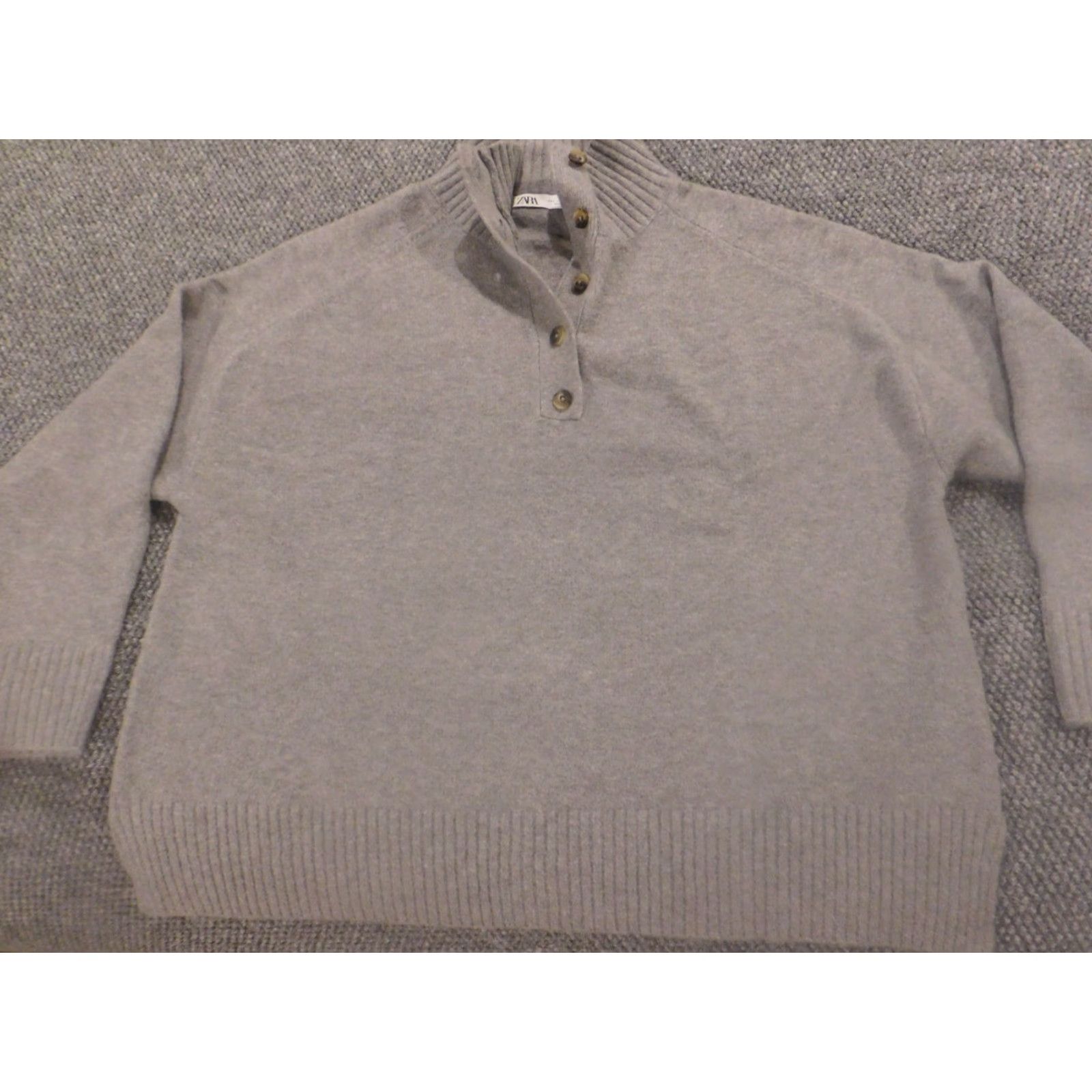 Zara Zara Sweater Shirt Mens Large Gray Pullover Mock Button Classic Wool Acrylic Knit Cable-Neck Casual Everyday Regular Size L Boys Girls Mens Size US L / EU 52-54 / 3 - 2 Thumbnail
