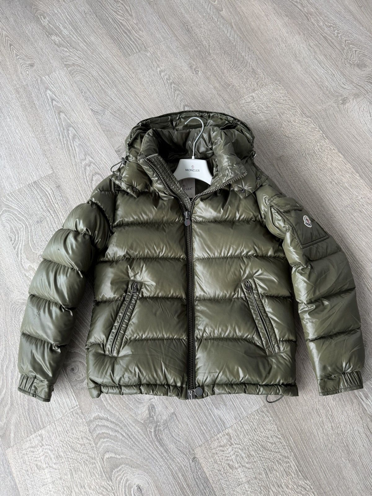 Moncler Moncler Maya Hooded Short Down Jacket Olive Green Size US S / EU 44-46 / 1 - 1 Thumbnail