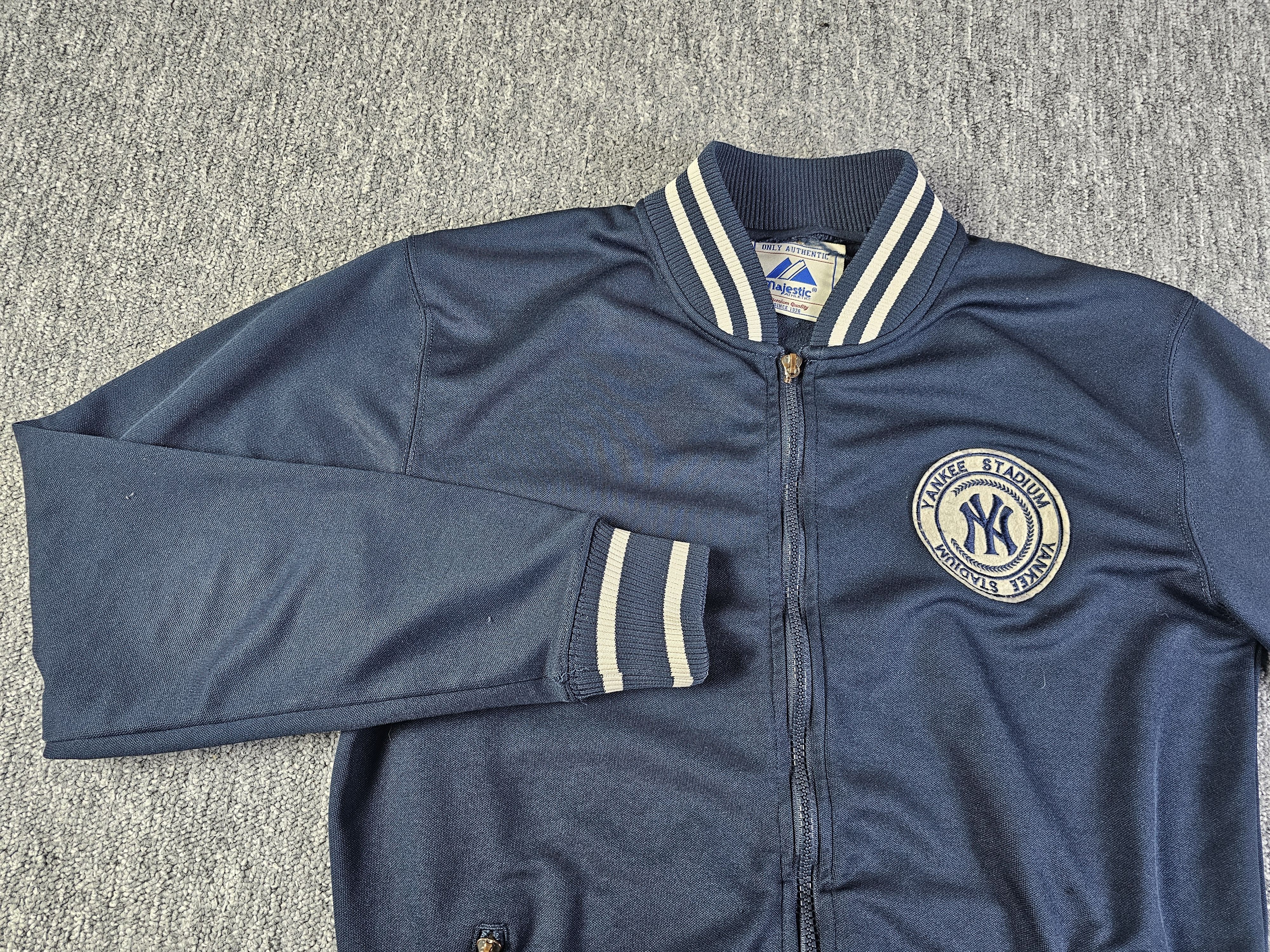 Majestic Vintage Majestic NY Yankees Yankee Stadium Track Jacket Navy Size US S / EU 44-46 / 1 - 2 Thumbnail
