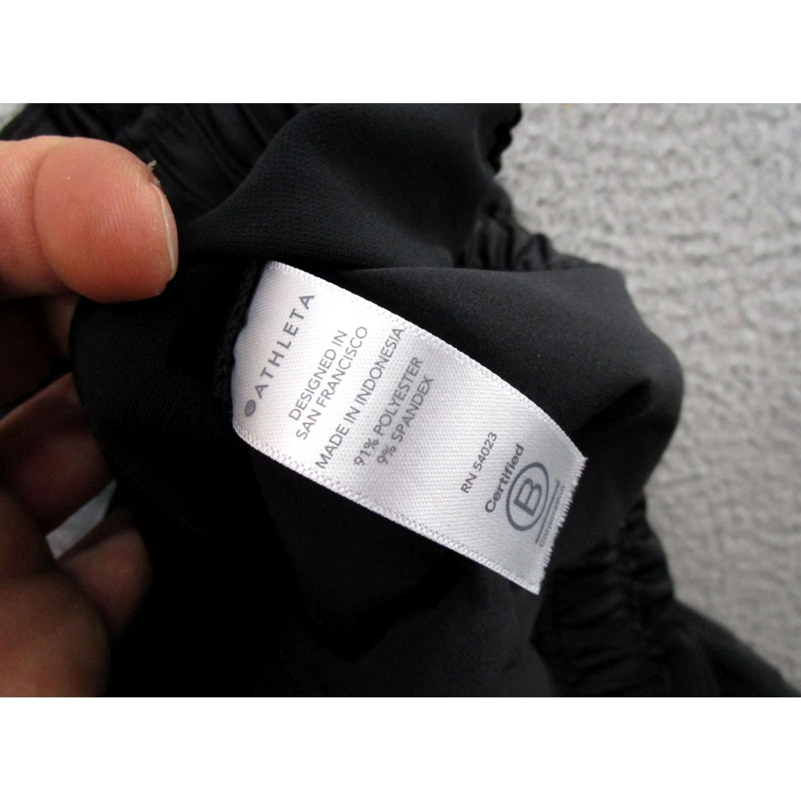 Athleta Athleta Black Metro Jogger Pants Women Size 4 Elastic Waist Pockets Tapered Athletic Jogger Size 27" / US 4 / IT 40 - 5 Thumbnail