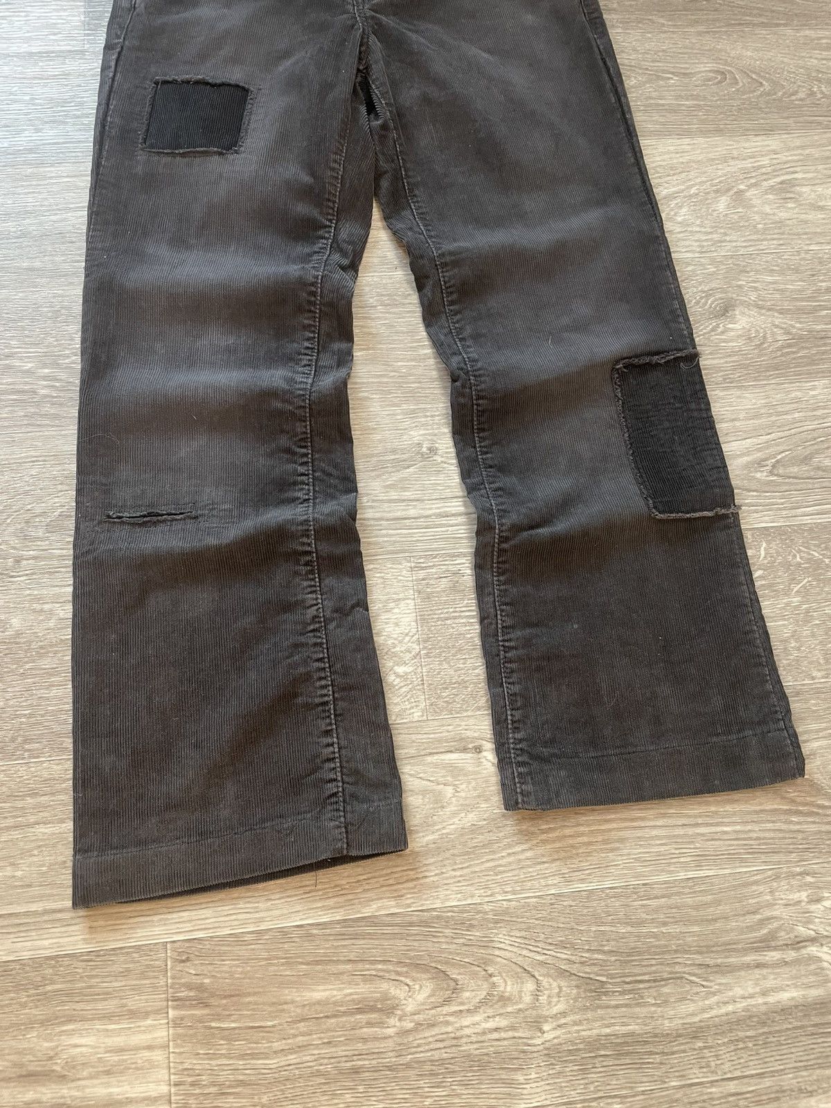 Levi's 29/34 Vintage Levis Black Corduroy Velvet Patchwork Pants Size 29" - 4 Thumbnail