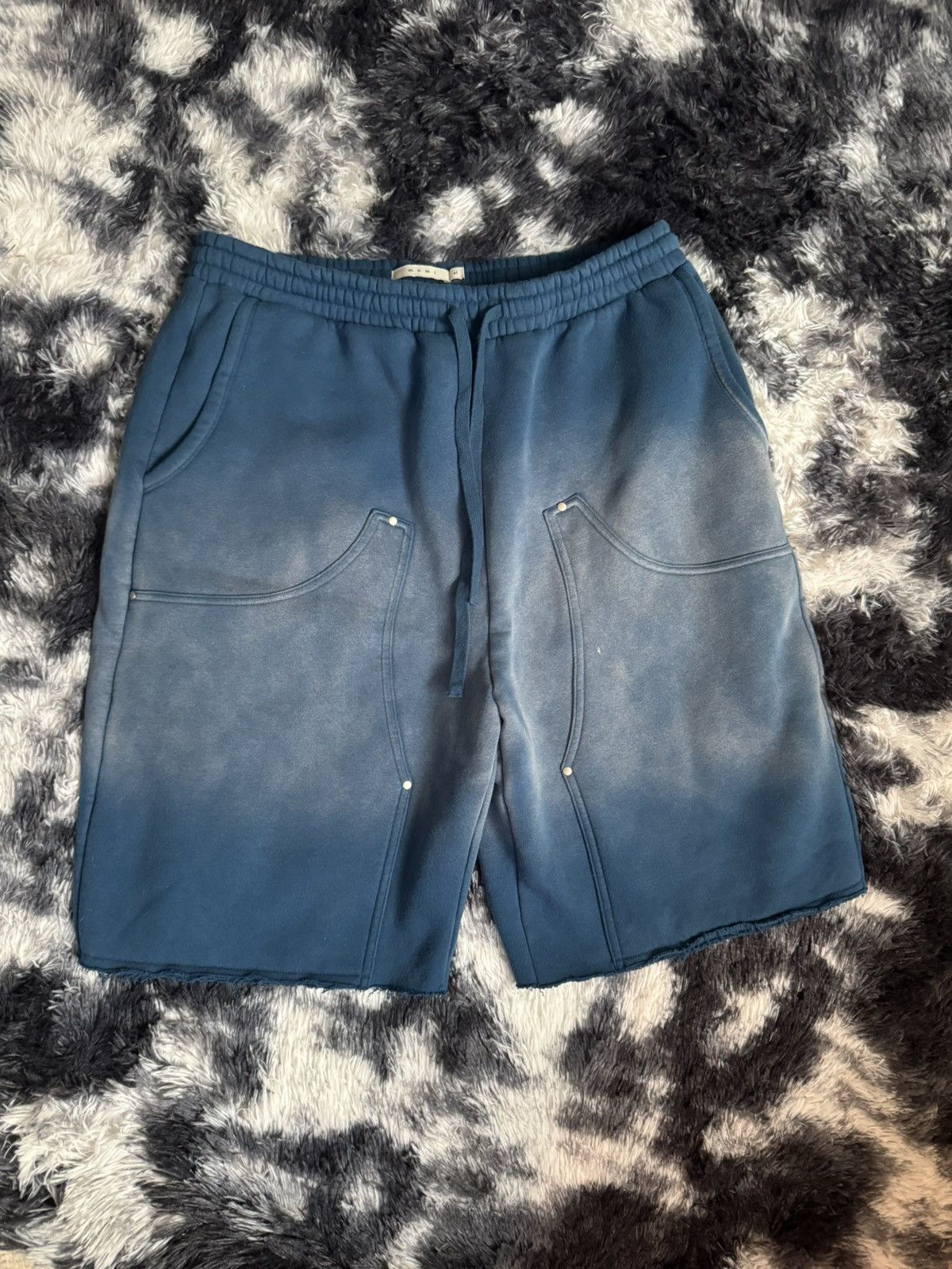 cropped sweat shorts mnml