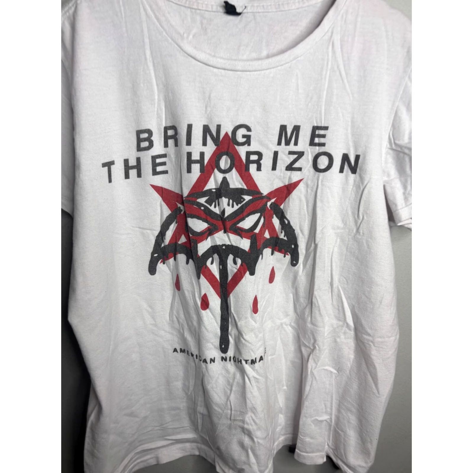 Vintage Bring Me The Horizon Shirt White XL Men Cotton Crew Neck Short Sleeve Rock Music Band 3722 Size US L / EU 52-54 / 3 - 2 Thumbnail