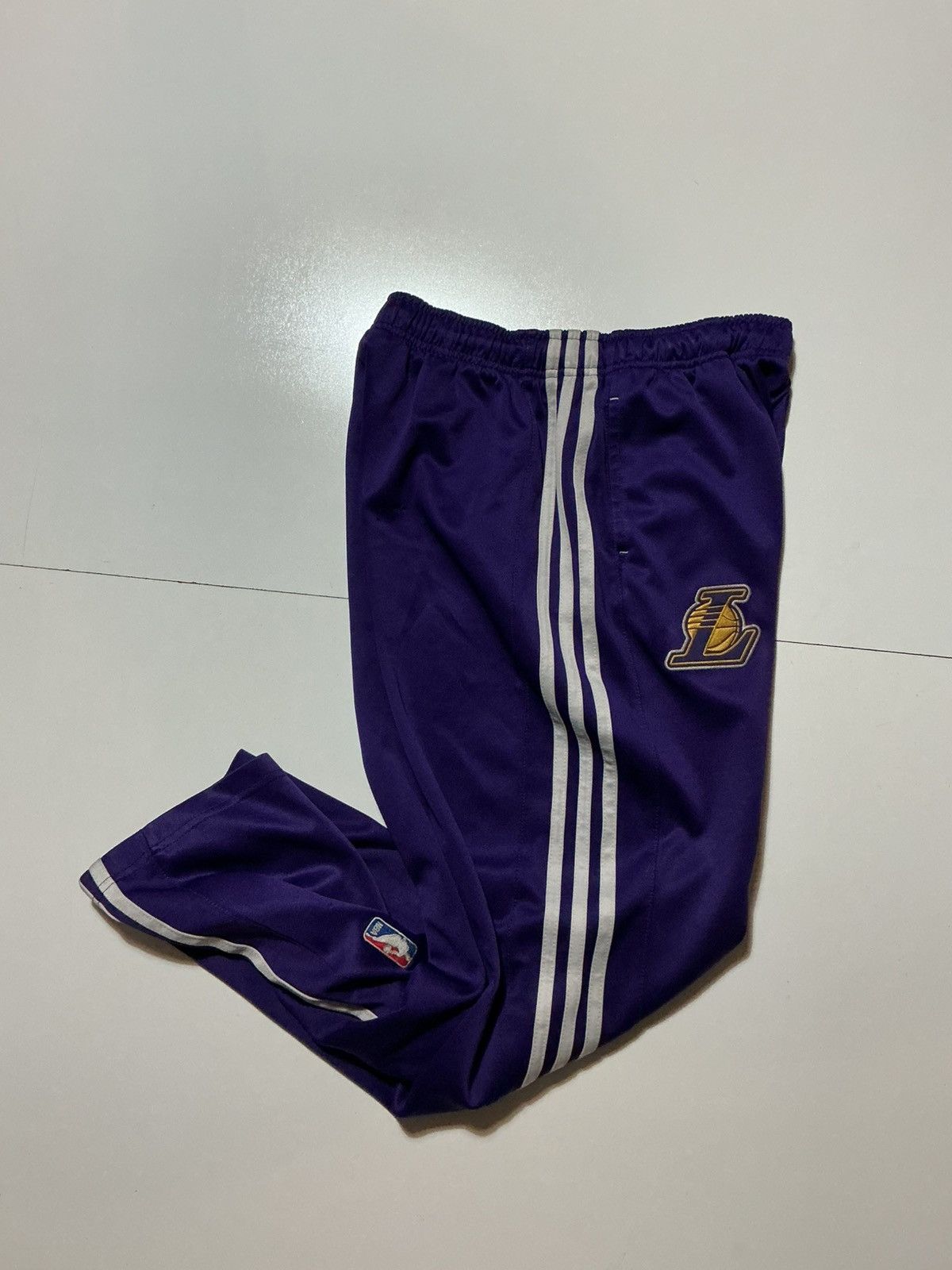 Adidas Adidas Los Angeles Lakers NBA Basketball Warm Up Track Pants Size US 34 / EU 50 - 2 Thumbnail