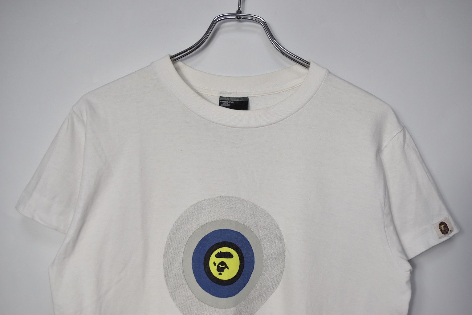Bape logo graphic t-shirt tee 22988 - 466 50 Size US M / EU 48-50 / 2 - 3 Thumbnail