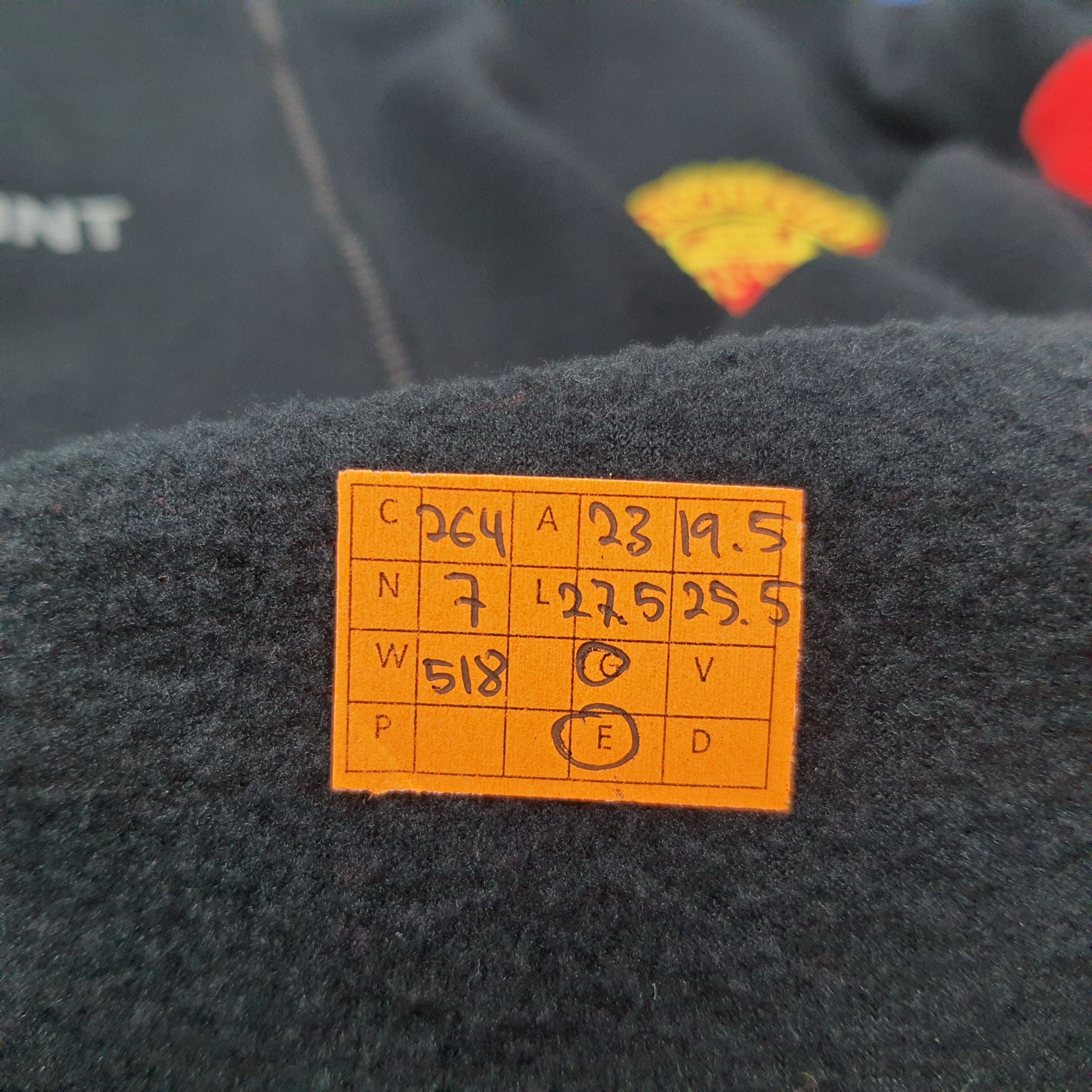 Vintage Vintage Manchester United Zipper Fleece Jacket C264N7 Size US L / EU 52-54 / 3 - 10 Thumbnail