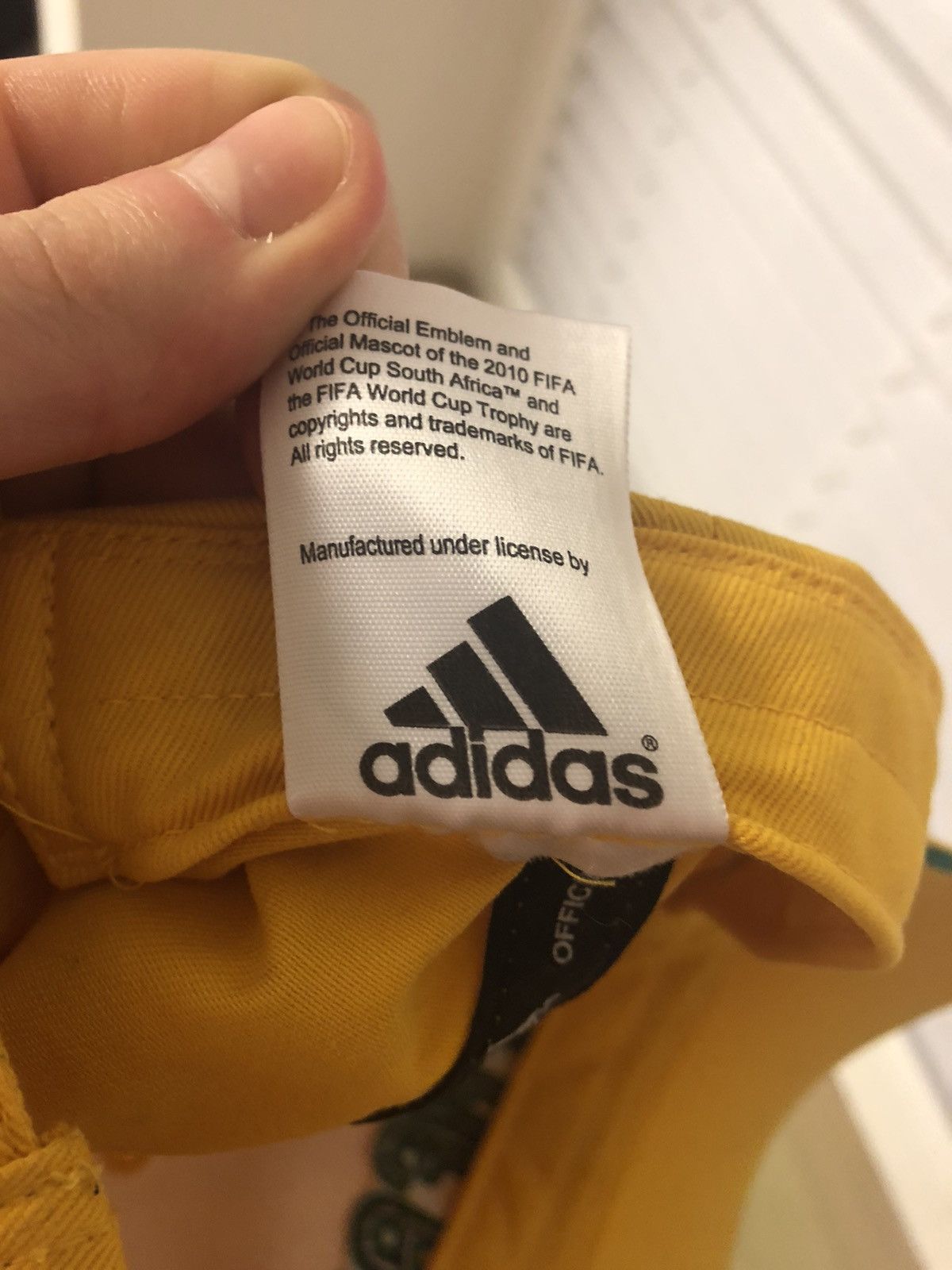 Adidas × Vintage RARE FIFA WORLD CUP 2010 SOUTH AFRICA SOCCER FOOTBALL HAT Size ONE SIZE - 5 Thumbnail
