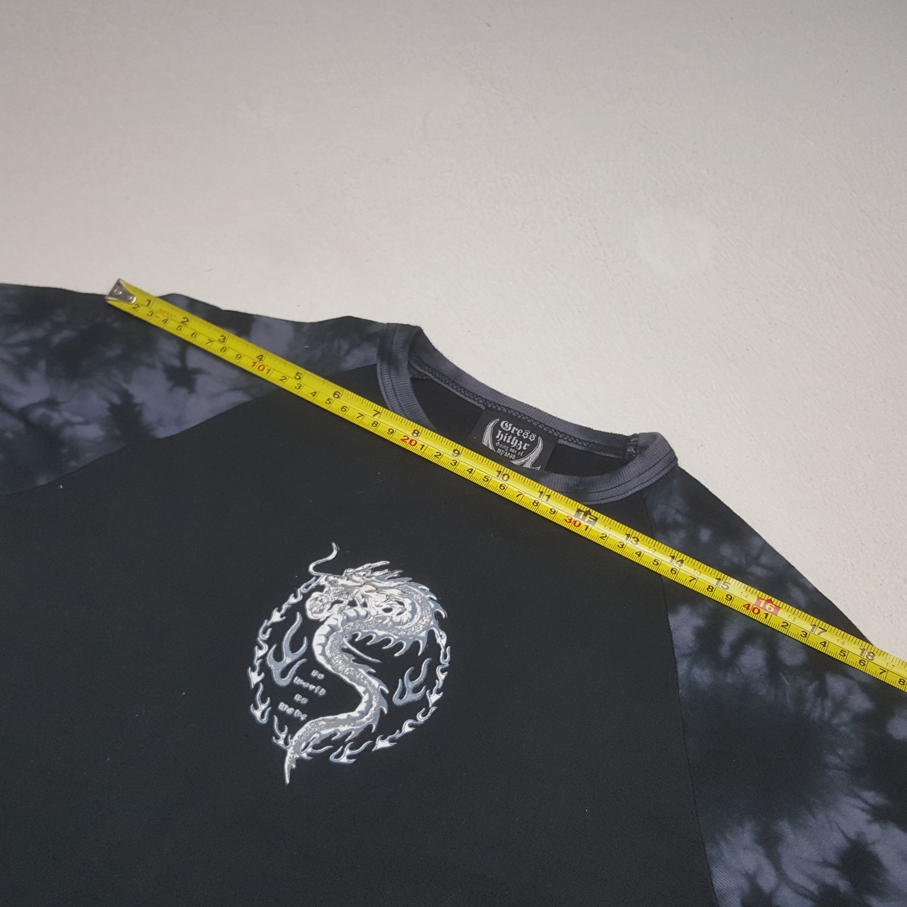 Japanese Brand Vintage Grass Hither Dragon Sukajan Long Sleeve T-shirt RR19 Size US S / EU 44-46 / 1 - 6 Thumbnail