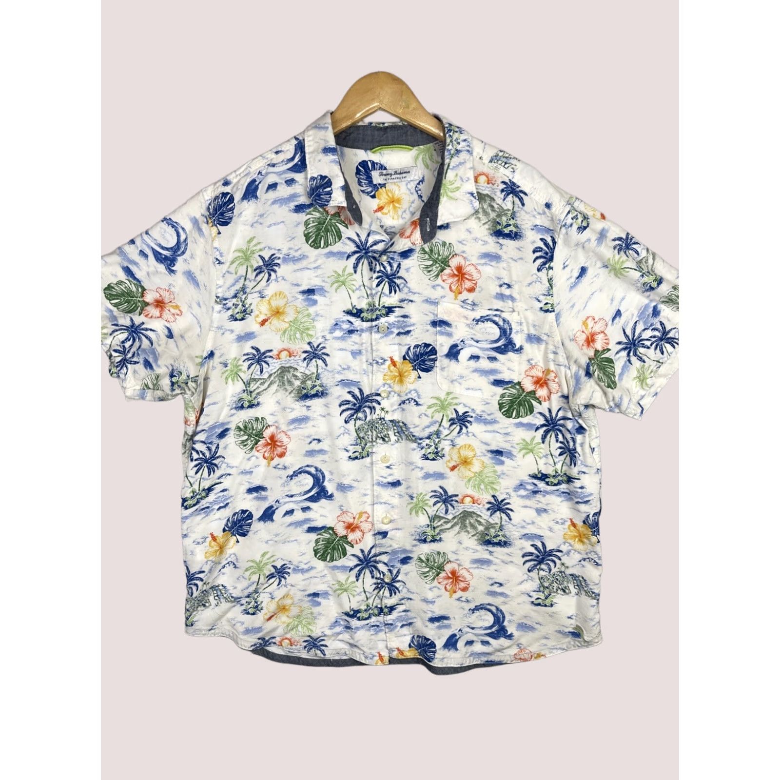 Tommy Bahama Tommy Bahama Shirt Mens 2XL Tall White The Veracruz Cay Hawaiian Tropical Beach Casual Short Sleeve Button-Up Collared Spread Vintage No Size US XXL / EU 58 / 5 - 1 Thumbnail