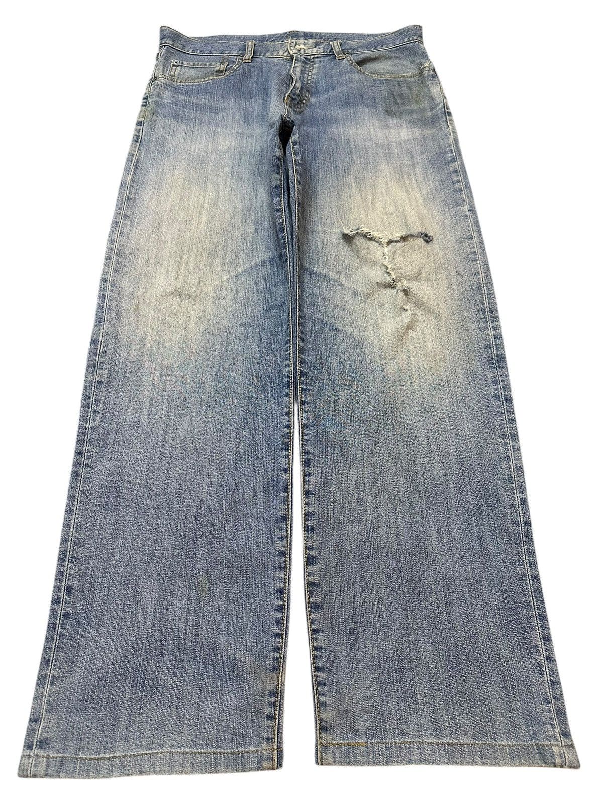 Japanese Brand Vintage Japanese Uniqlo Faded Wash Distressed Baggy Jeans Size US 33 - 1 Thumbnail