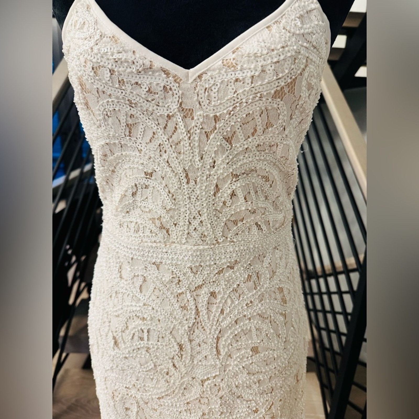 Other Elegant Cream Lace Glam Fringe Sequin Dress size S Size S / US 4 / IT 40 - 3 Thumbnail