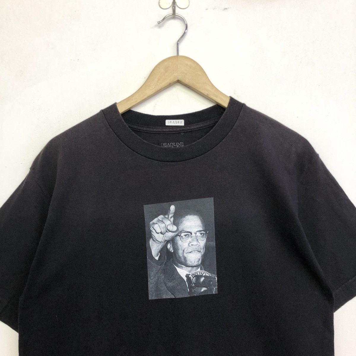 Other Malcolm X Deadline Graphic Tshirt Size US M / EU 48-50 / 2 - 3 Thumbnail