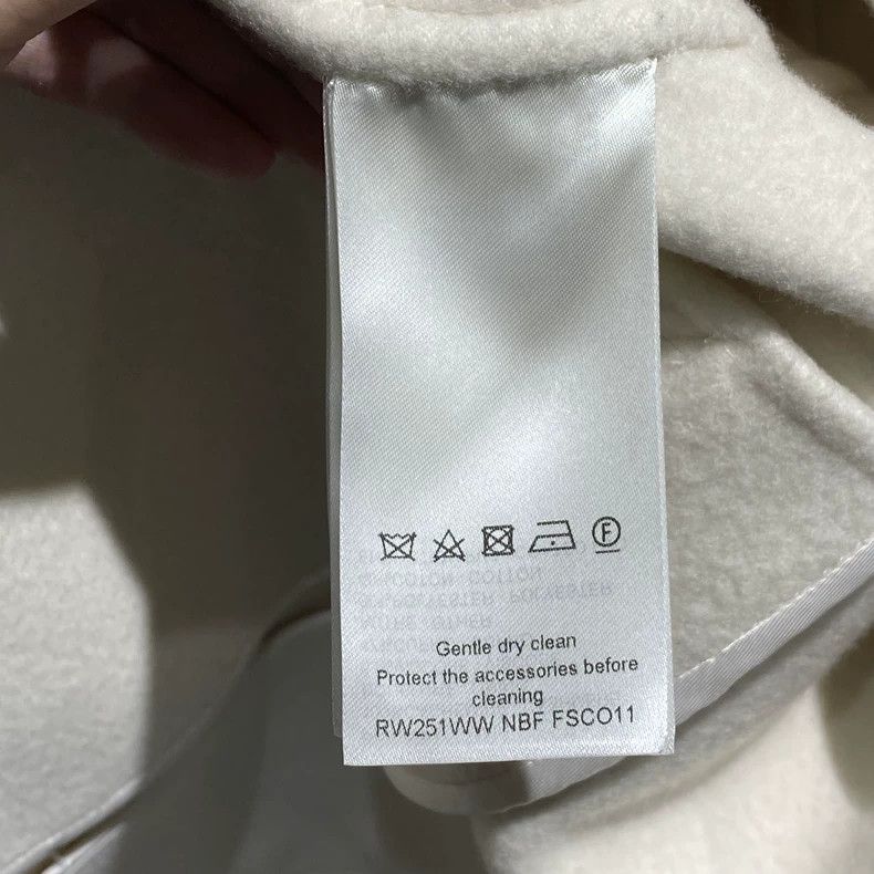 Louis Vuitton Louis Vuitton 25ss new ivory cashmere bathrobe coat Size XS / US 0-2 / IT 36-38 - 4 Thumbnail