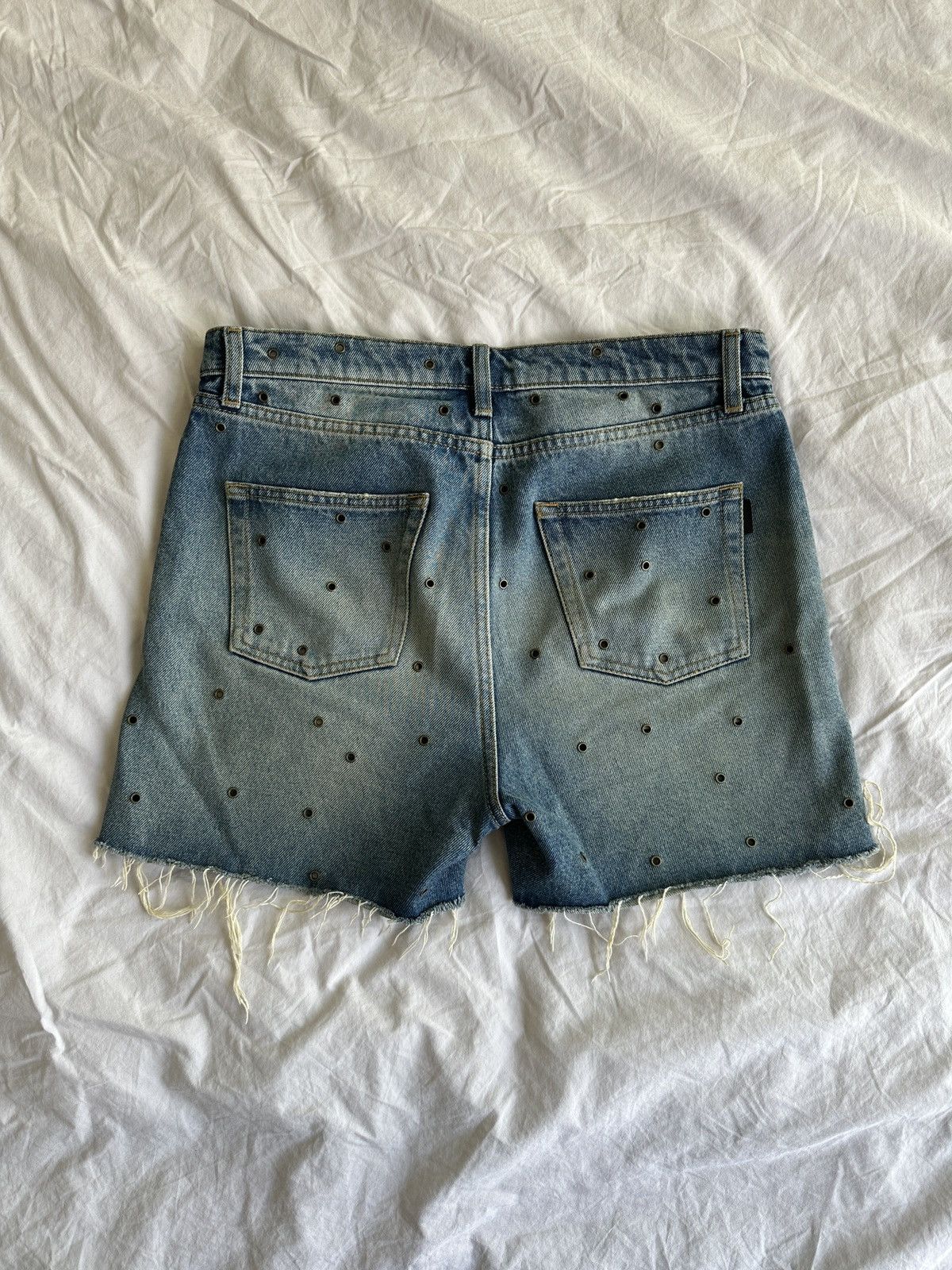 Anthony Vaccarello × Saint Laurent Paris Saint Laurent SS20 Studded Denim Shorts Arizona Light Blue Size US 31 - 4 Thumbnail