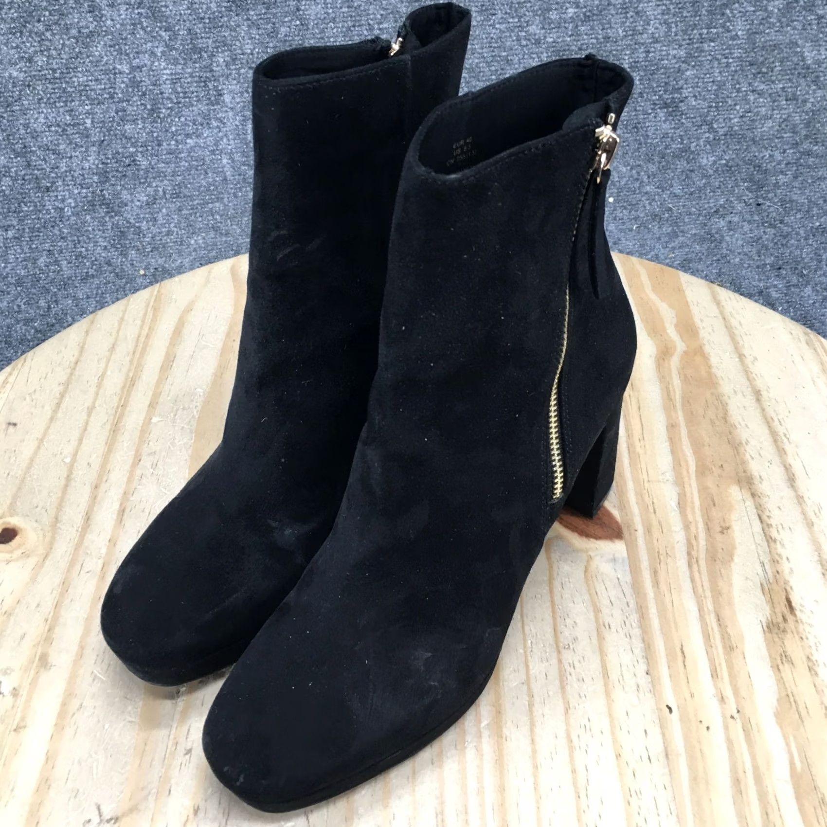 H&M H&M Boots Womens Black Ankle Booties 8.5 Faux Suede Zip Block Heel Boots Womens 9 Zip Size US 9 / IT 39 - 3 Thumbnail