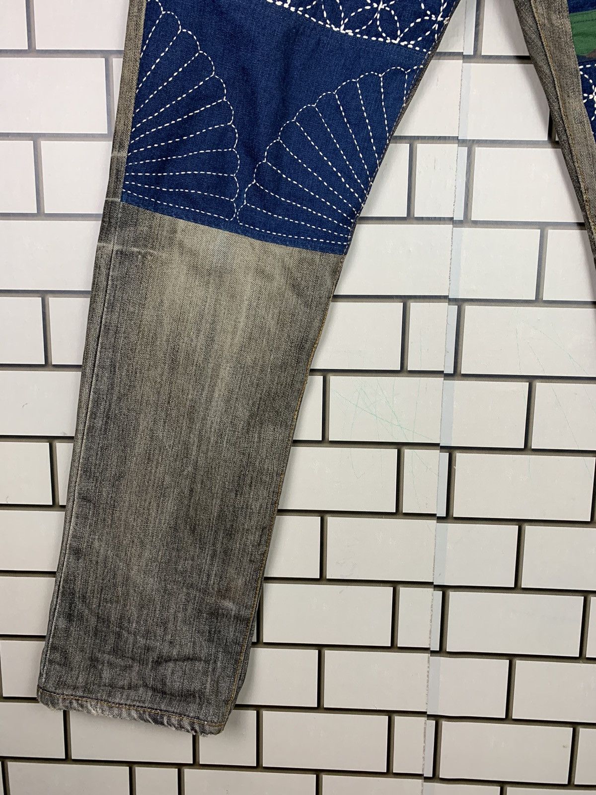 Guess Vintage Guess Custom Patchwork Distressed Denim Pants Size US 35 - 4 Thumbnail