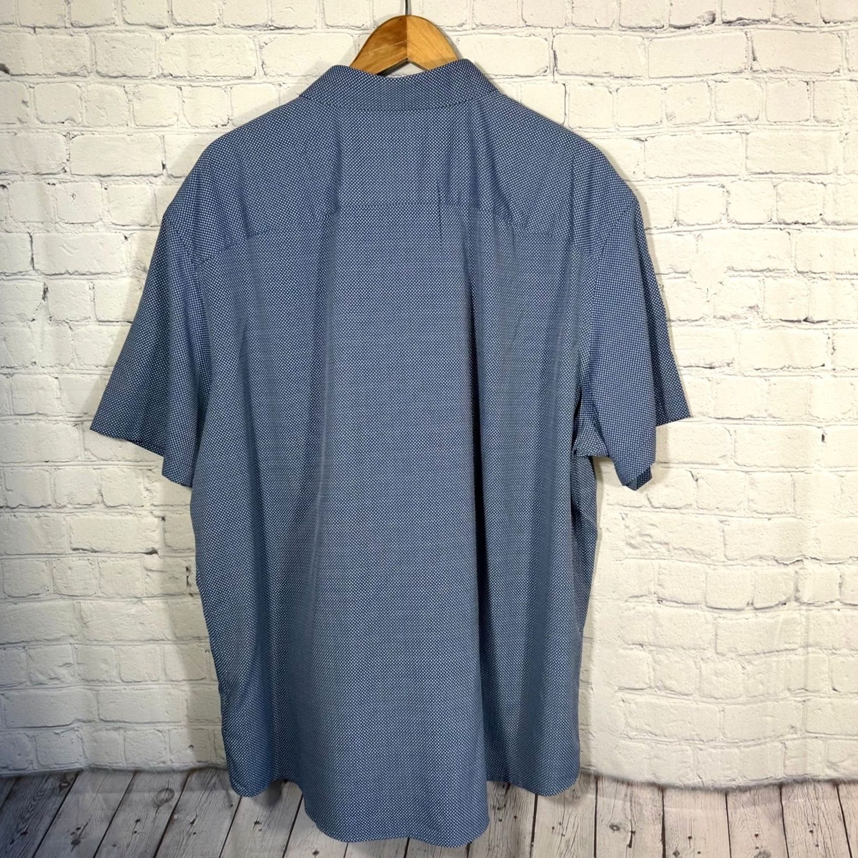 UNTUCKit UNTUCKit Benham SS Shirt Mens 3XL Blue Geometric Performance Stretch Button-Up Short Sleeve Size US XXL / EU 58 / 5 - 4 Thumbnail
