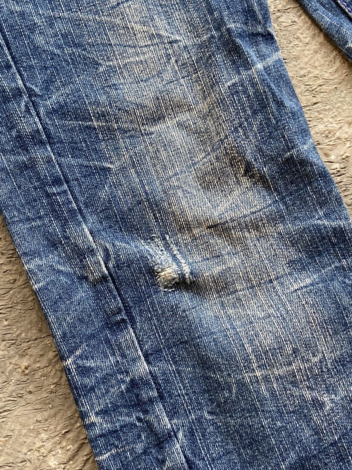 Le Grande Bleu (L.G.B.) 2000s Ba-Tsu Studio - Skull Boy AOP Denim Pants Size US 26 / EU 42 - 12 Thumbnail