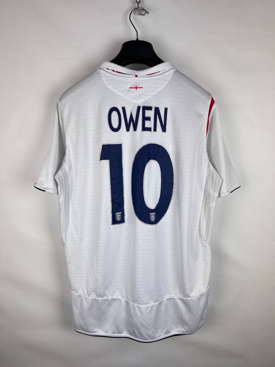 Umbro England Umbro Owen jersey size M Size US M / EU 48-50 / 2 - 2 Thumbnail