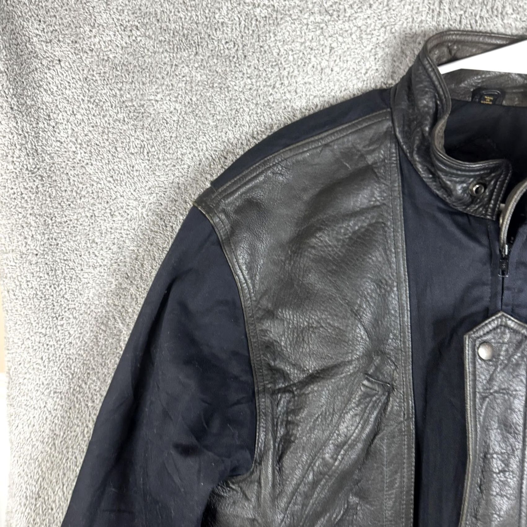 Vintage VINTAGE Lakeland Coat Men 42 Black Leather Canvas Insulated Outdoor Pockets Full Zip 2-Fabric Field-Style Coat Mens Size US XS / EU 42 / 0 - 5 Thumbnail