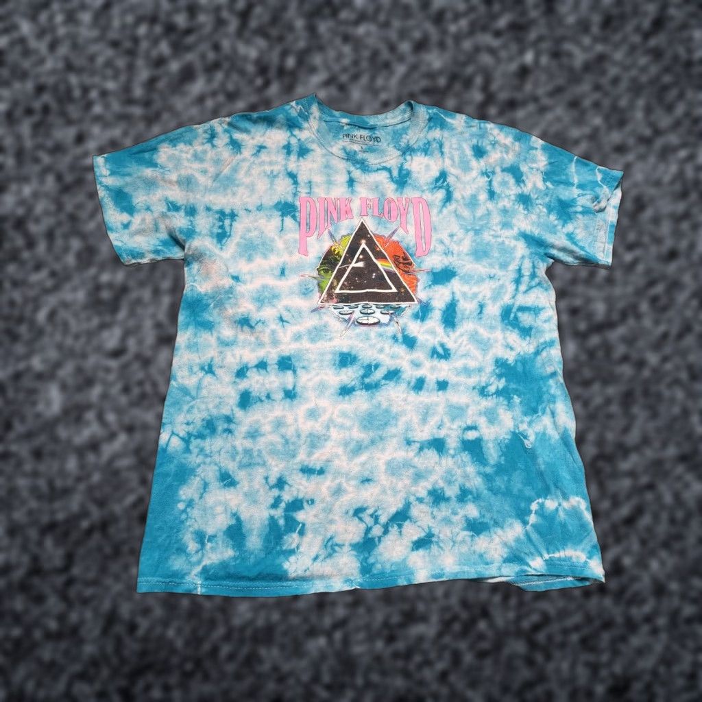 Vintage Mens Pink Floyd Tie Dye T-Shirt Band Tee L Blue Short Sleeve Crew Neck 90s Music Big Graphic Mens Size US L / EU 52-54 / 3 - 1 Thumbnail