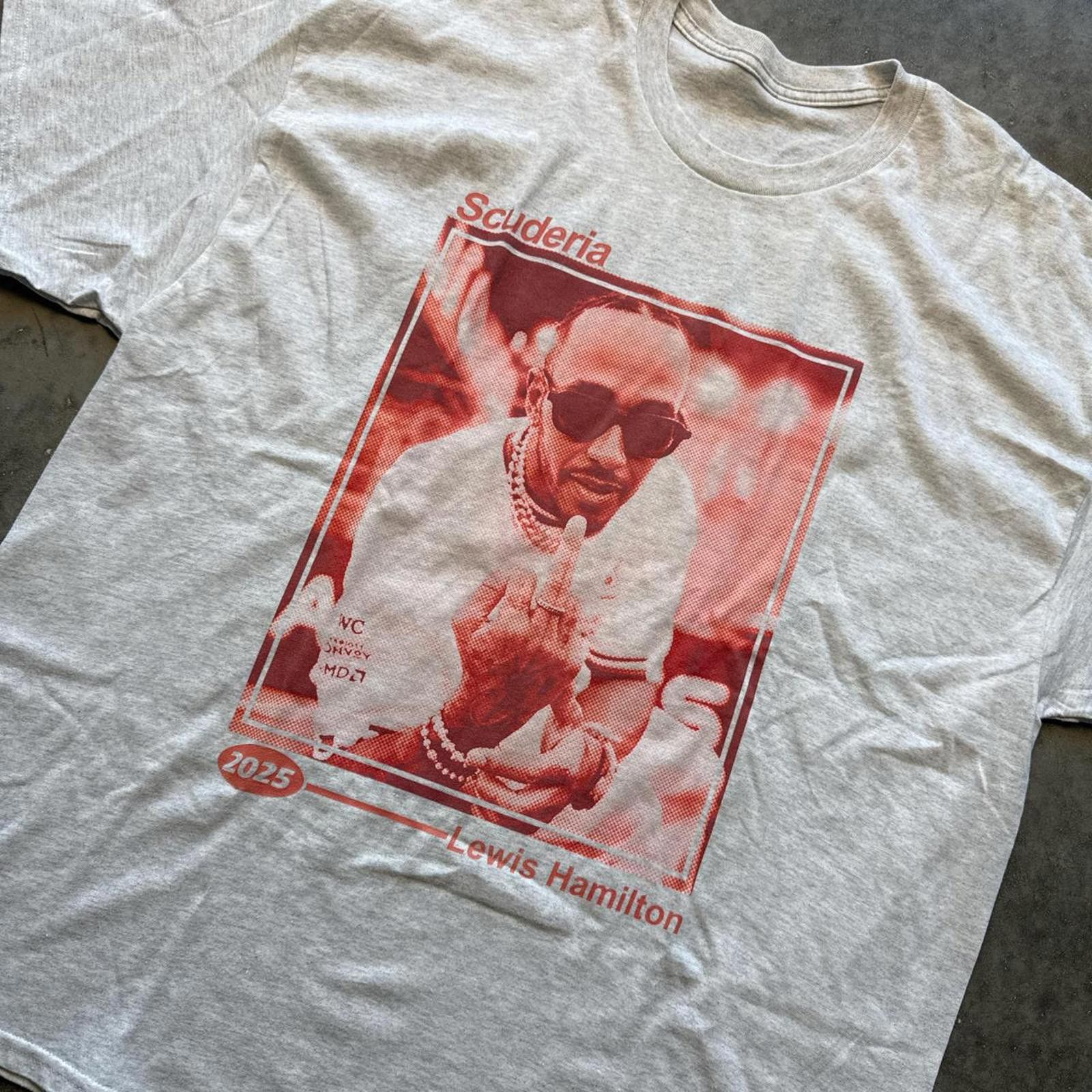 Other Lewis Hamilton Escuderia Middle Finger Formula 1 T-Shirt Size US M / EU 48-50 / 2 - 3 Thumbnail