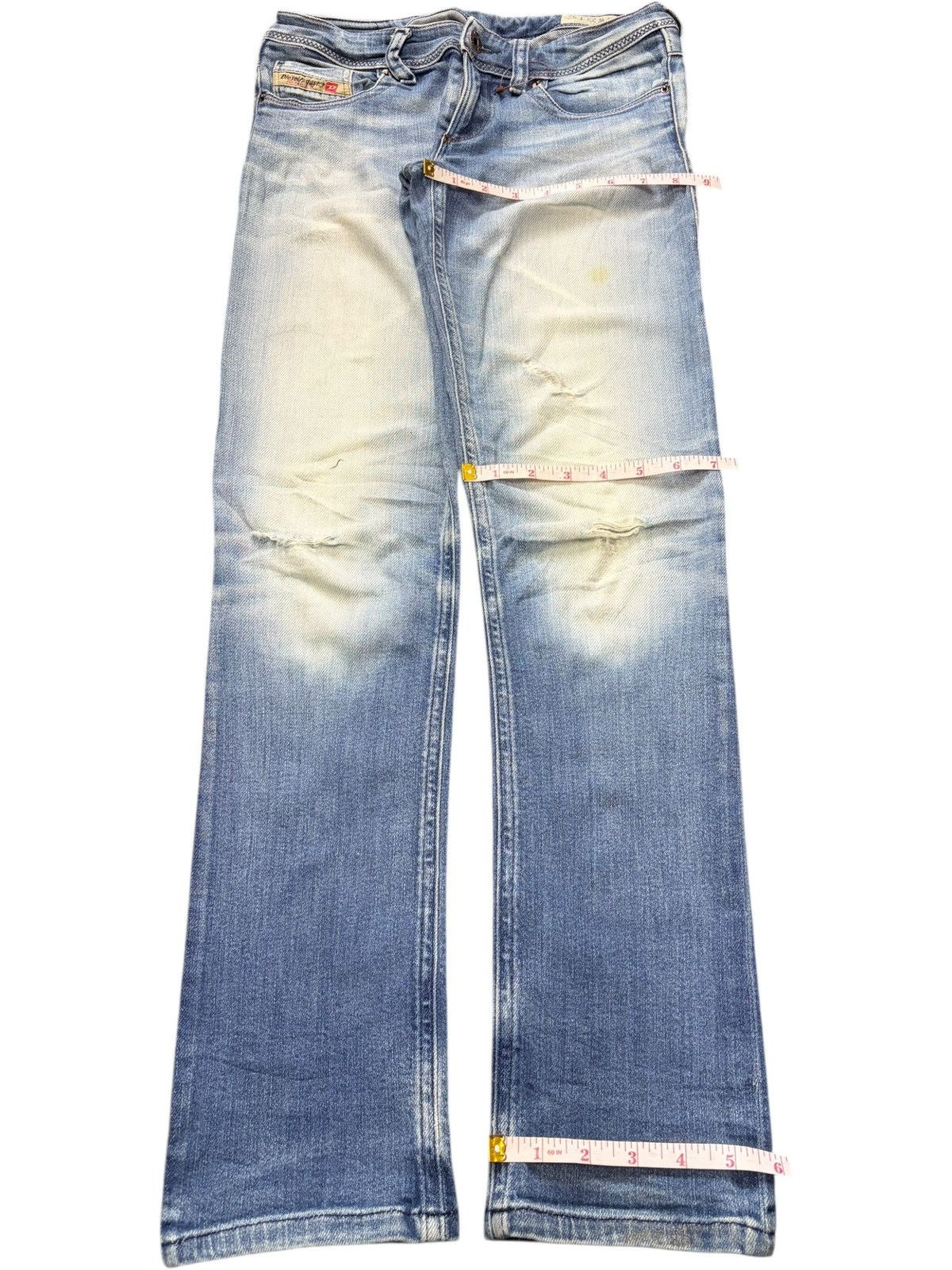 Diesel Vintage Italy Diesel Lowky Faded Wash Distressed Jeans Size 27" / US 4 / IT 40 - 8 Thumbnail