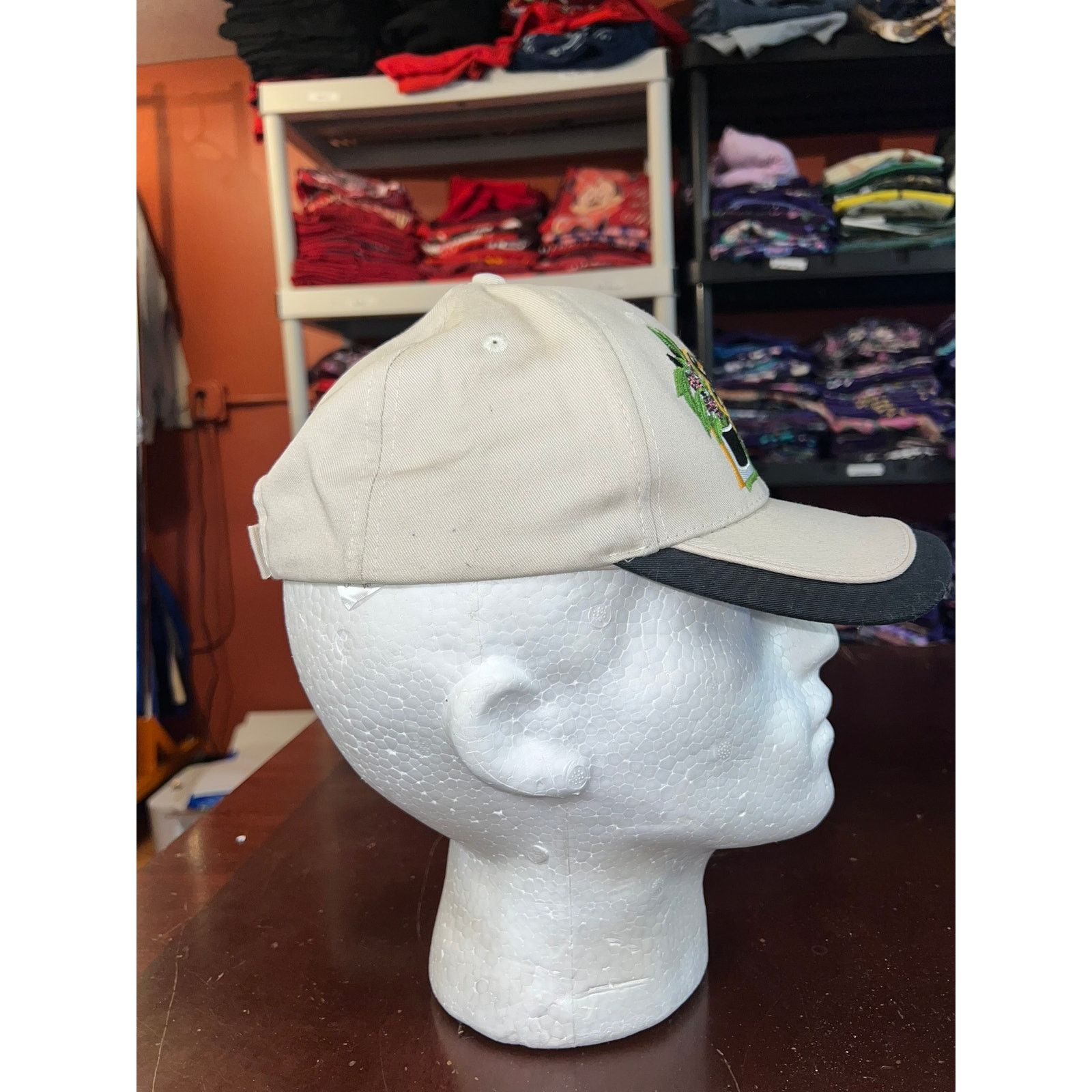 Vintage Smart Pot Hat Fabric Planters White Cap Graphic Headwear OS Size ONE SIZE - 5 Thumbnail