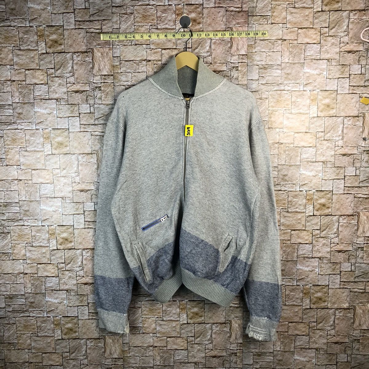 Paul Smith Paul Smith ripped distressed Grey sweater #A815 Size US L / EU 52-54 / 3 - 1 Thumbnail