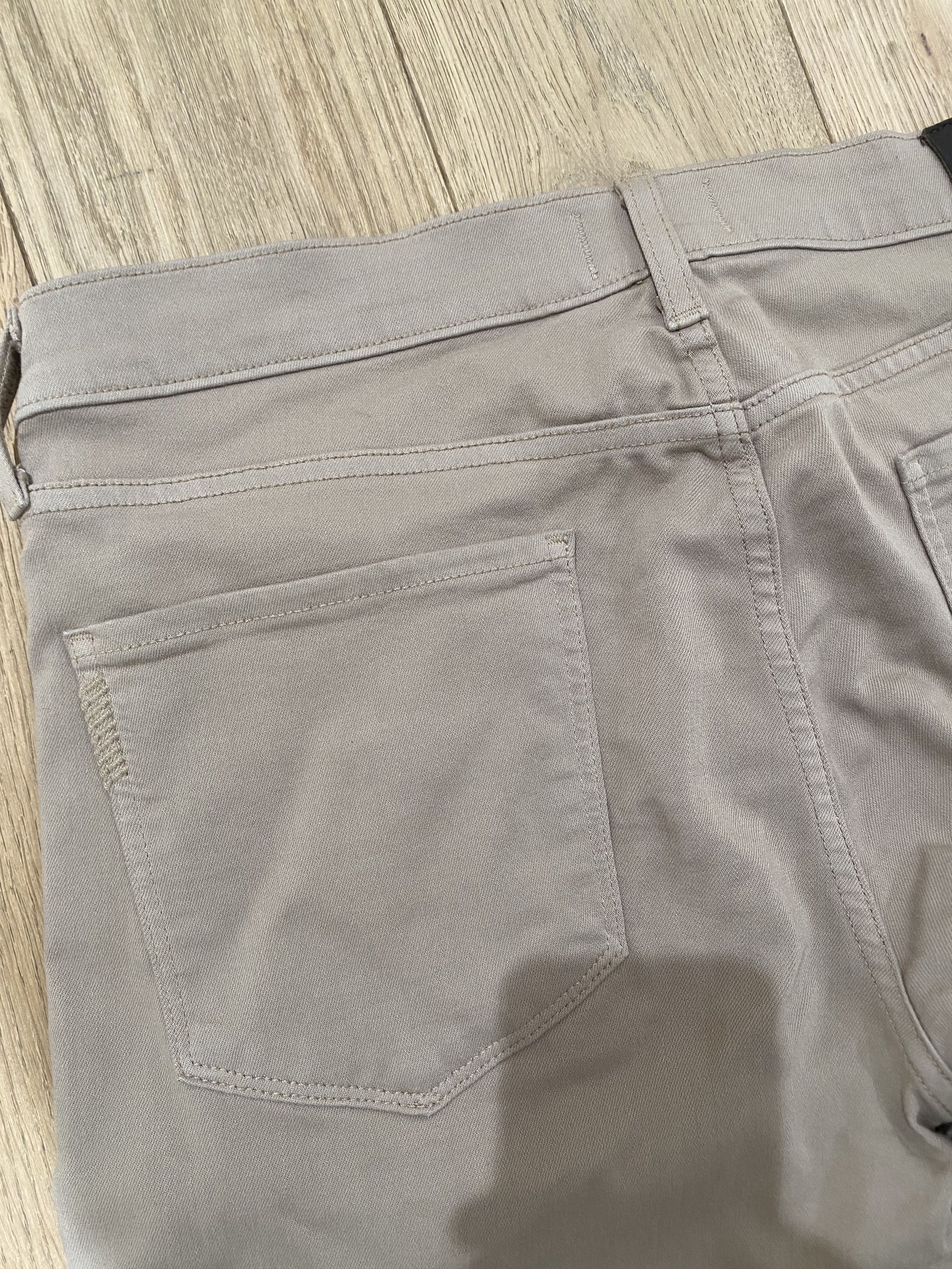Paige Transcend Lennox 32” Slim Jean ‘Toasted Almond’ Size US 32 / EU 48 - 11 Thumbnail