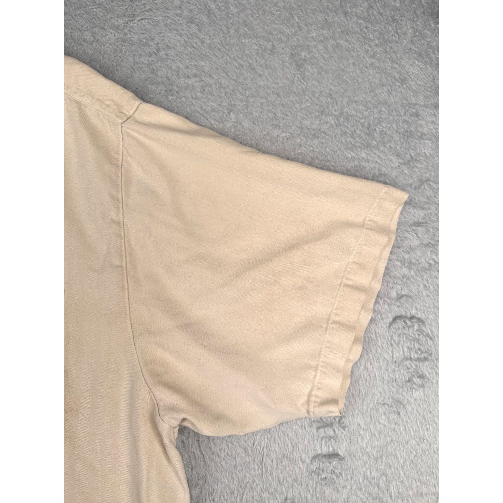 Tommy Bahama VINTAGE Tommy Bahama Shirt Men 2XL Beige Silk Button-Up Hawaiian Aloha Resort Short Sleeve 90s Mens Size US XXL / EU 58 / 5 - 2 Thumbnail