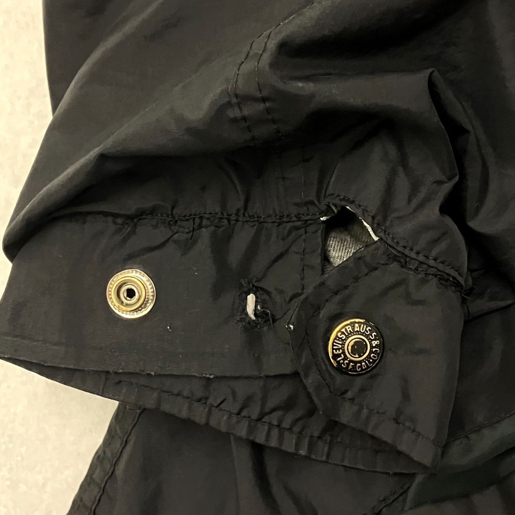 Levi's Levi’s Windbreaker Jacket Mens L Black Full Zip Up Lightweight Size US L / EU 52-54 / 3 - 5 Thumbnail