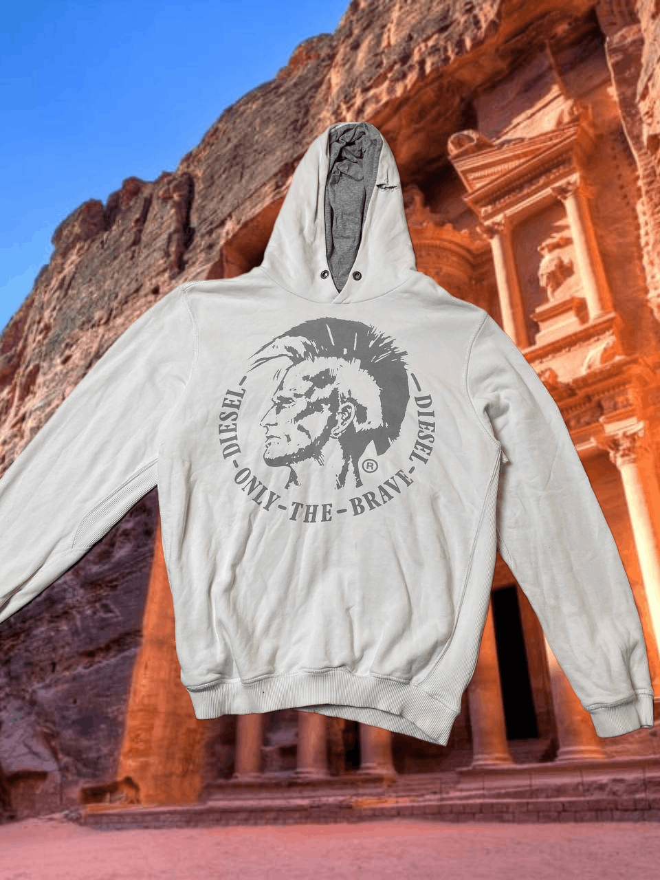 Diesel vintage Y2K hoodie white big logo center Diesel streetwear Size US M / EU 48-50 / 2 - 1 Thumbnail