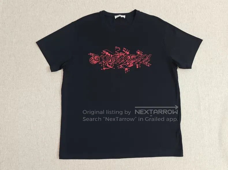 Givenchy Givenchy Short Sleeve T-Shirt Size US L / EU 52-54 / 3 - 1 Thumbnail