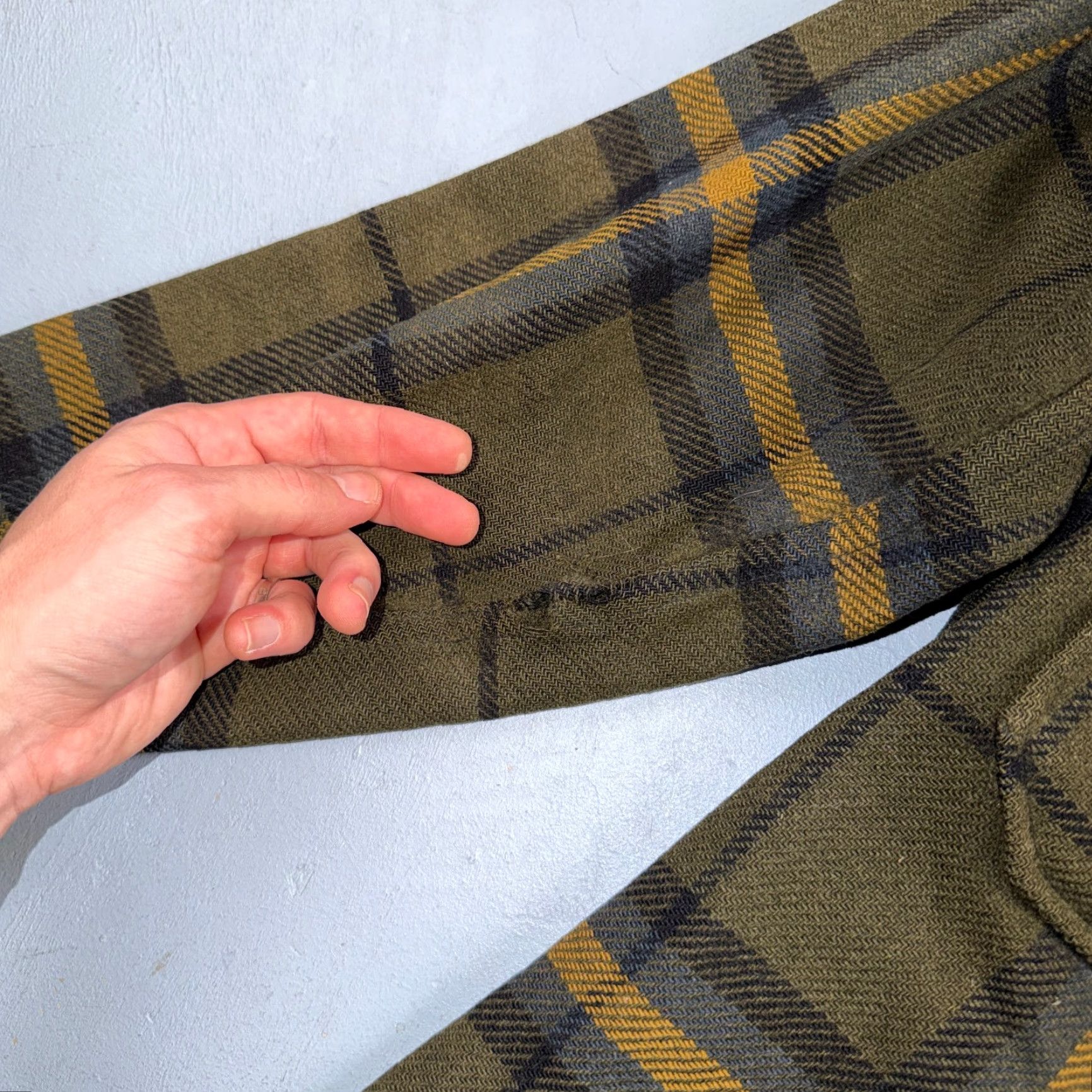Pendleton VINTAGE Pendleton Jacket Mens Wool Mackinaw Cruiser Coat 70s Plaid Brown M Adult Medium Brown 80s 90s Grunge Outdoors Mens Size US M / EU 48-50 / 2 - 7 Thumbnail
