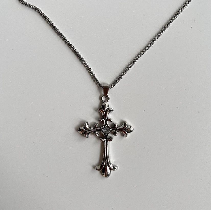 Jewelry Y2K 2000s grunge punk gothic emo cross pendant necklace Size ONE SIZE - 2 Thumbnail